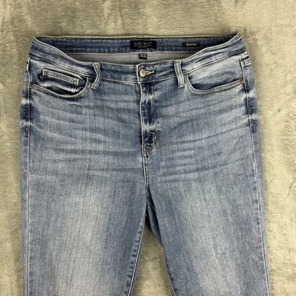 Judy Blue Jeans Womens 15 (36X32 ) Blue Bootcut  Medium Wash Stretch‎ Distressed